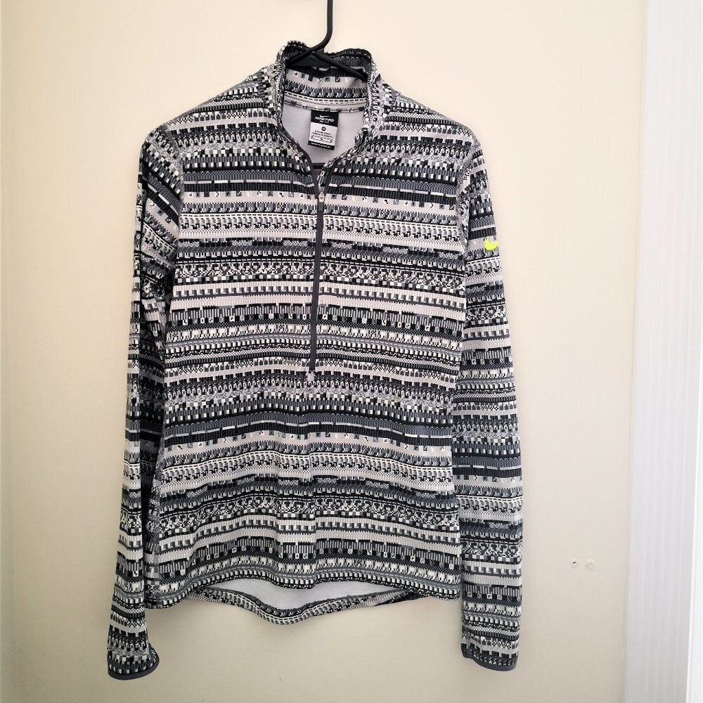 Nike Pro Hyperwarm Series Half-zip Top Size M